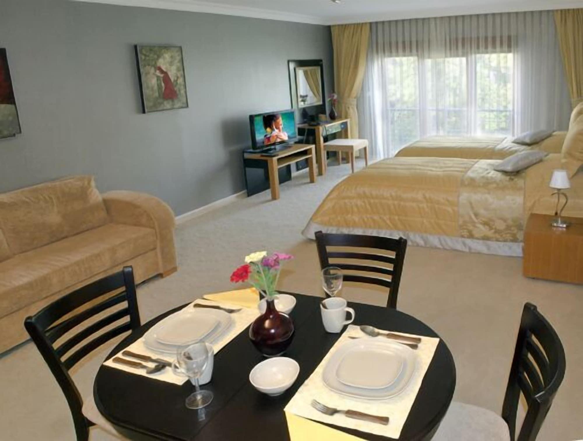 The Bosphorus House Aparthotel Истанбул Екстериор снимка