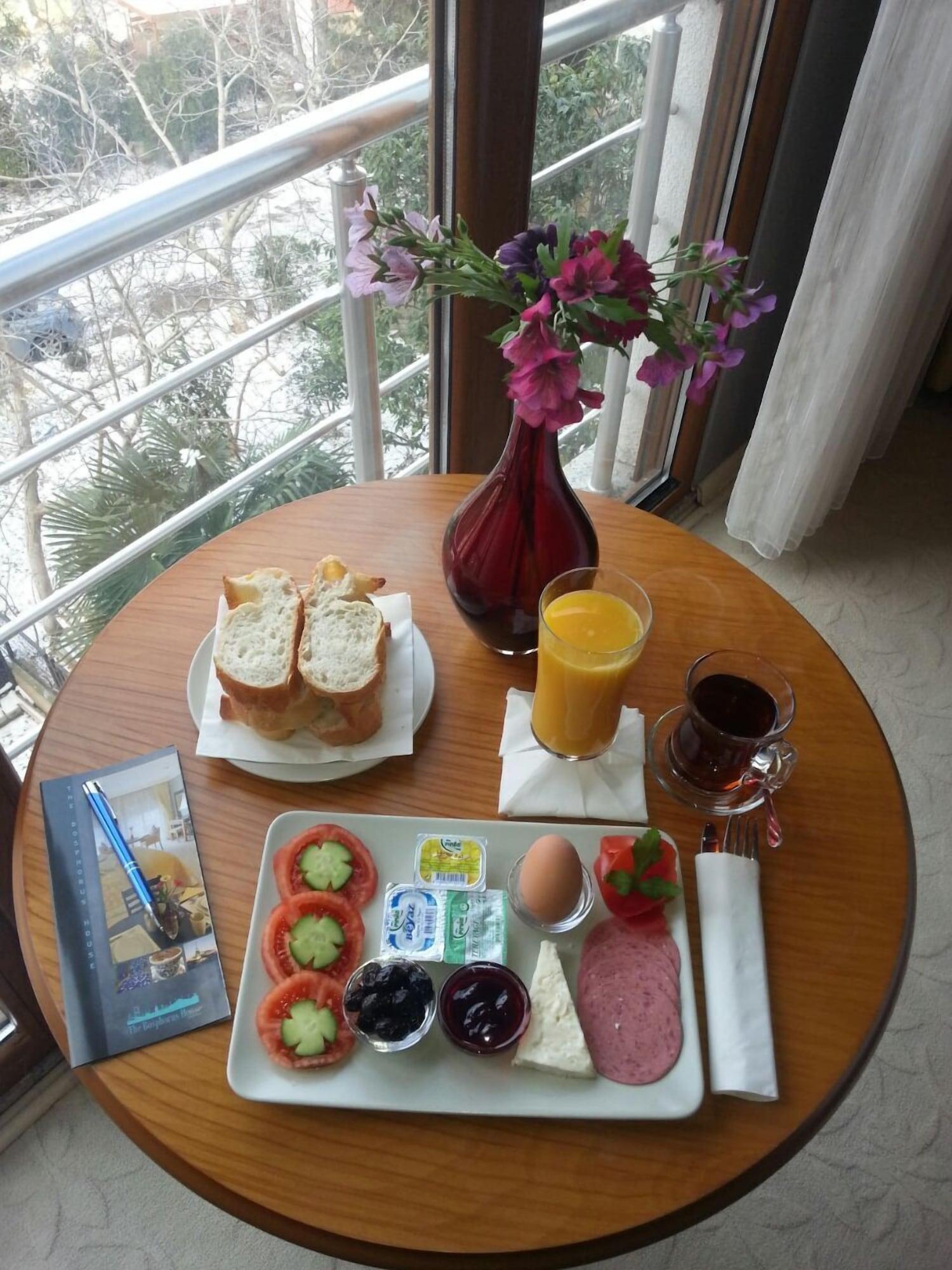 The Bosphorus House Aparthotel Истанбул Екстериор снимка