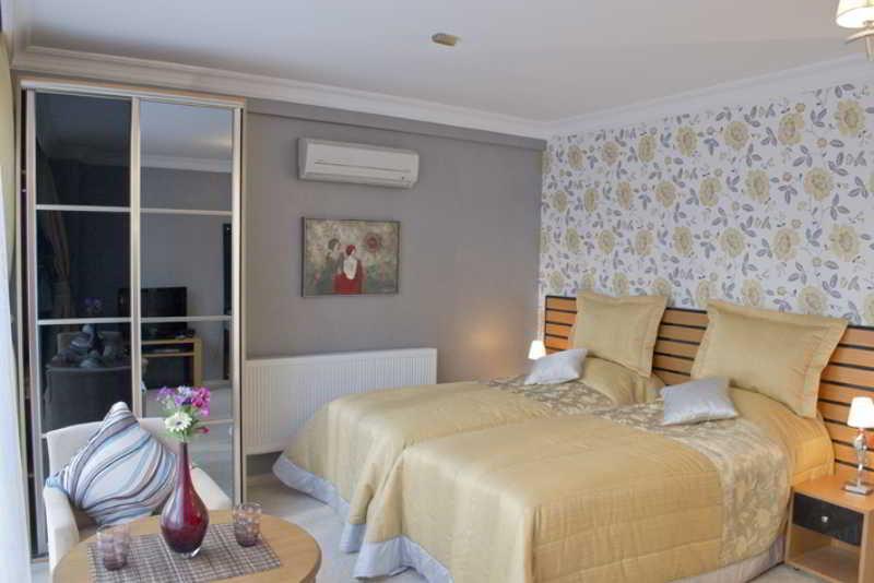 The Bosphorus House Aparthotel Истанбул Екстериор снимка